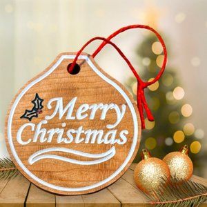 "🎄✨Cherish the Holidays with This Elegant Merry Christmas Ornament! 🎁✨"